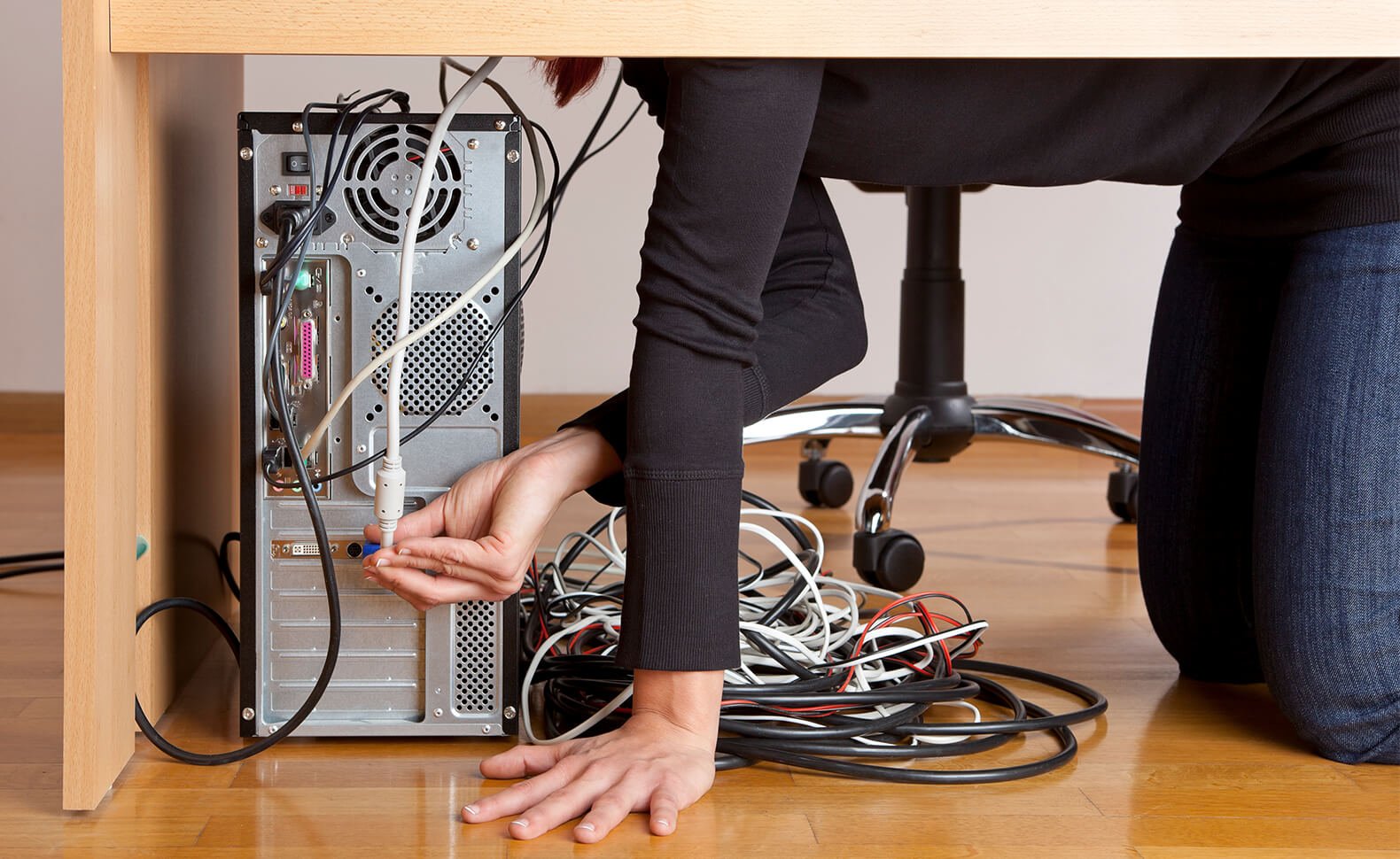 découvrez nos meilleures astuces pour organiser vos câbles et optimiser votre setup, que ce soit pour le bureau ou le gaming. des conseils simples pour un espace propre et efficace !